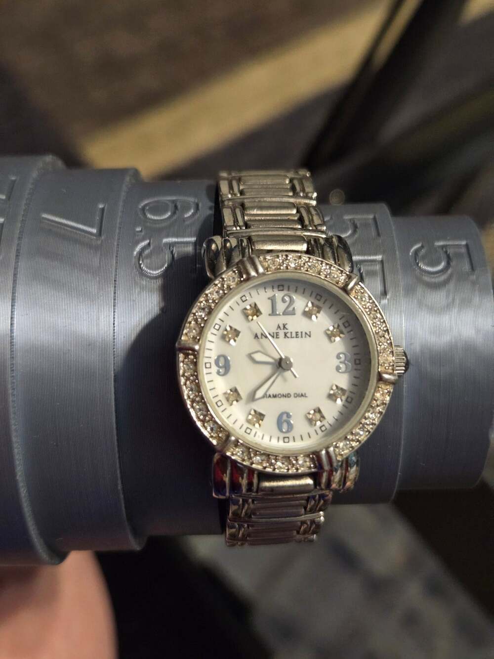 Anne Klein Silver-Tone Diamond Dial Women's Quartz Watch WORKS
